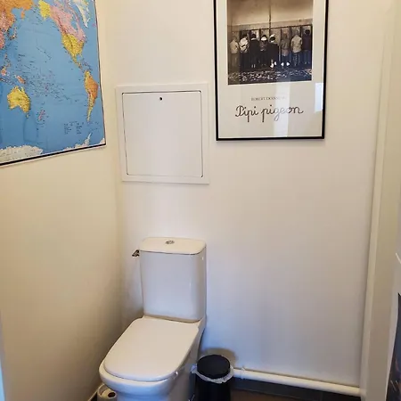 Δωμάτια σε οικογενειακή κατοικία Casa 308 - Chambre Lumineuse Sur Terrasse *