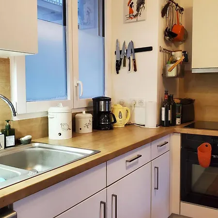 Δωμάτια σε οικογενειακή κατοικία Casa 308 - Chambre Lumineuse Sur Terrasse