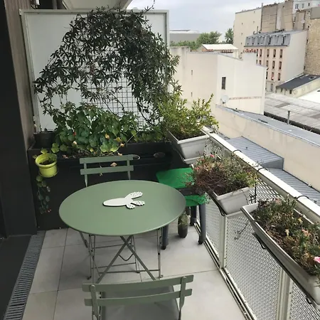 Casa 308 - Chambre Lumineuse Sur Terrasse Δωμάτια σε οικογενειακή κατοικία *